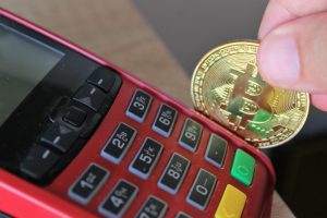 Crowd Psychology Driving BTC Prices, Finance Experts Say
