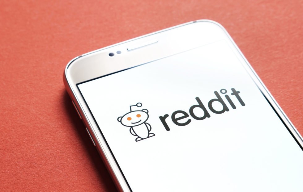 Yahoo Finance contributor JP Mangalindan gained exclusive to Reddit co-founder Alex Ohanian.
