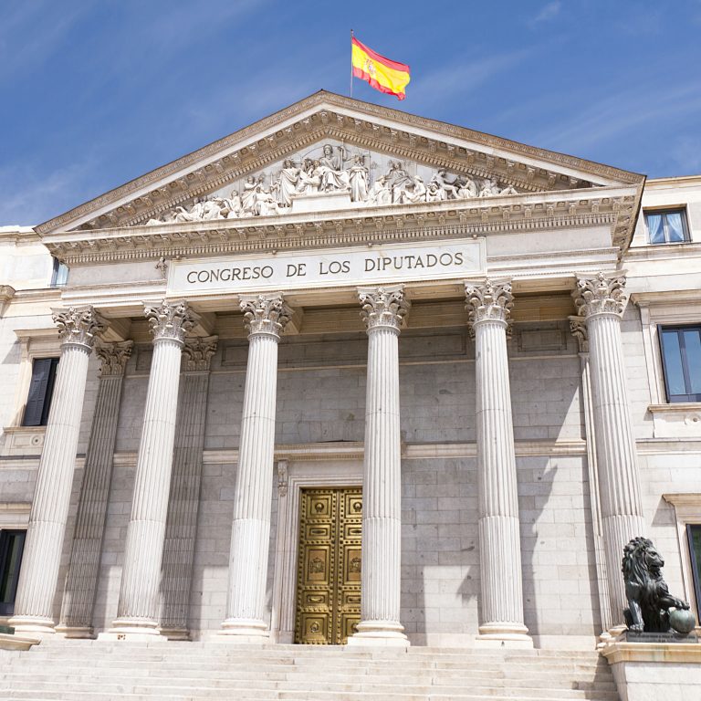 Spain Monitors 15,000 Cryptocurrency Investors to Curb Tax Evasion